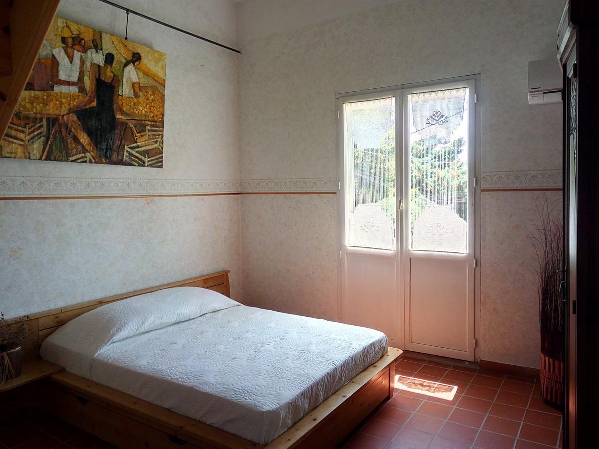 Chambres D'Hotes La Chrysalide Loriol-du-Comtat Exteriér fotografie